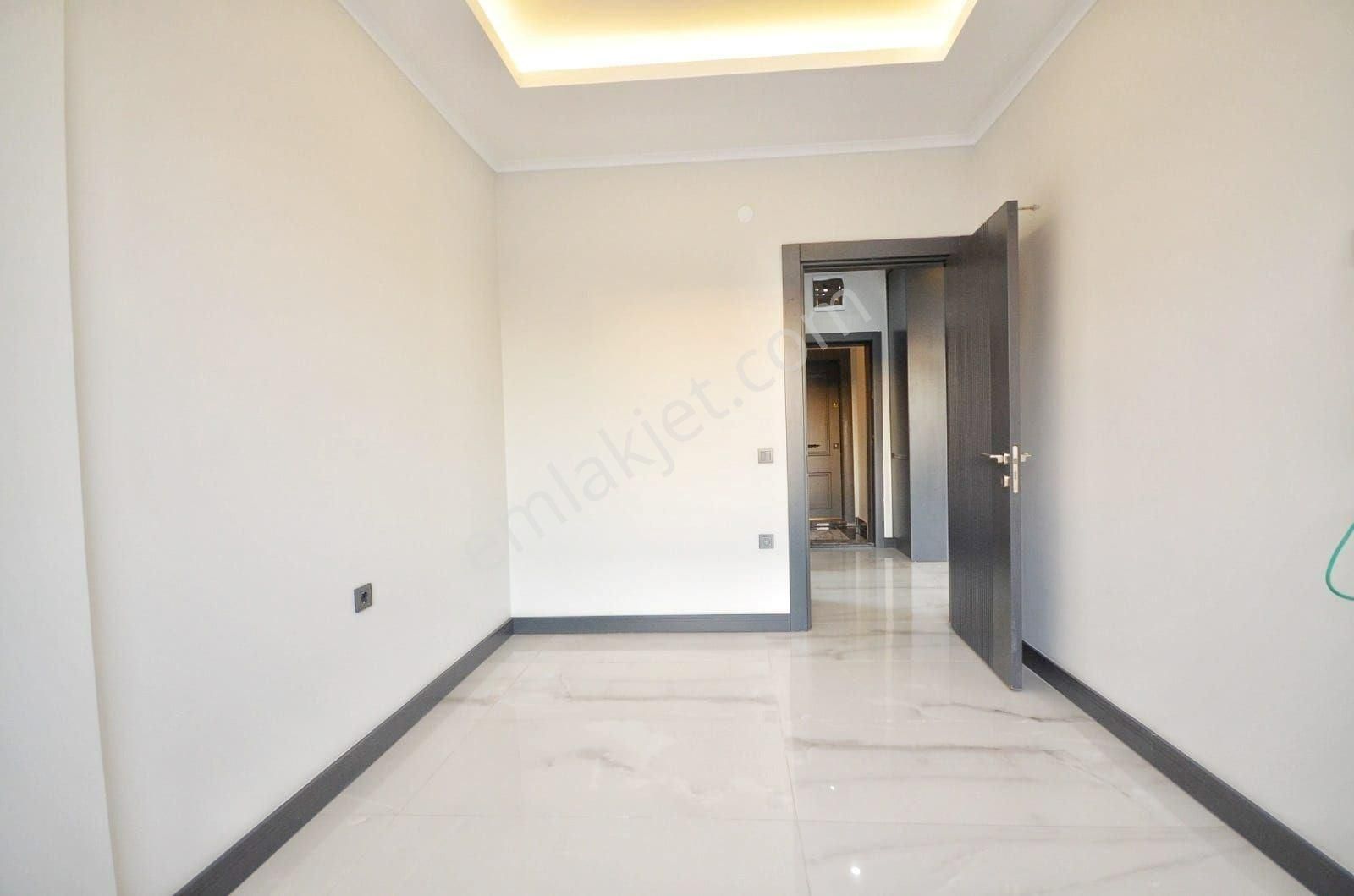 Alanya / Oba’da Satılık 1+1 Daire — Full Aktiviteli Site İçinde - Görsel 11