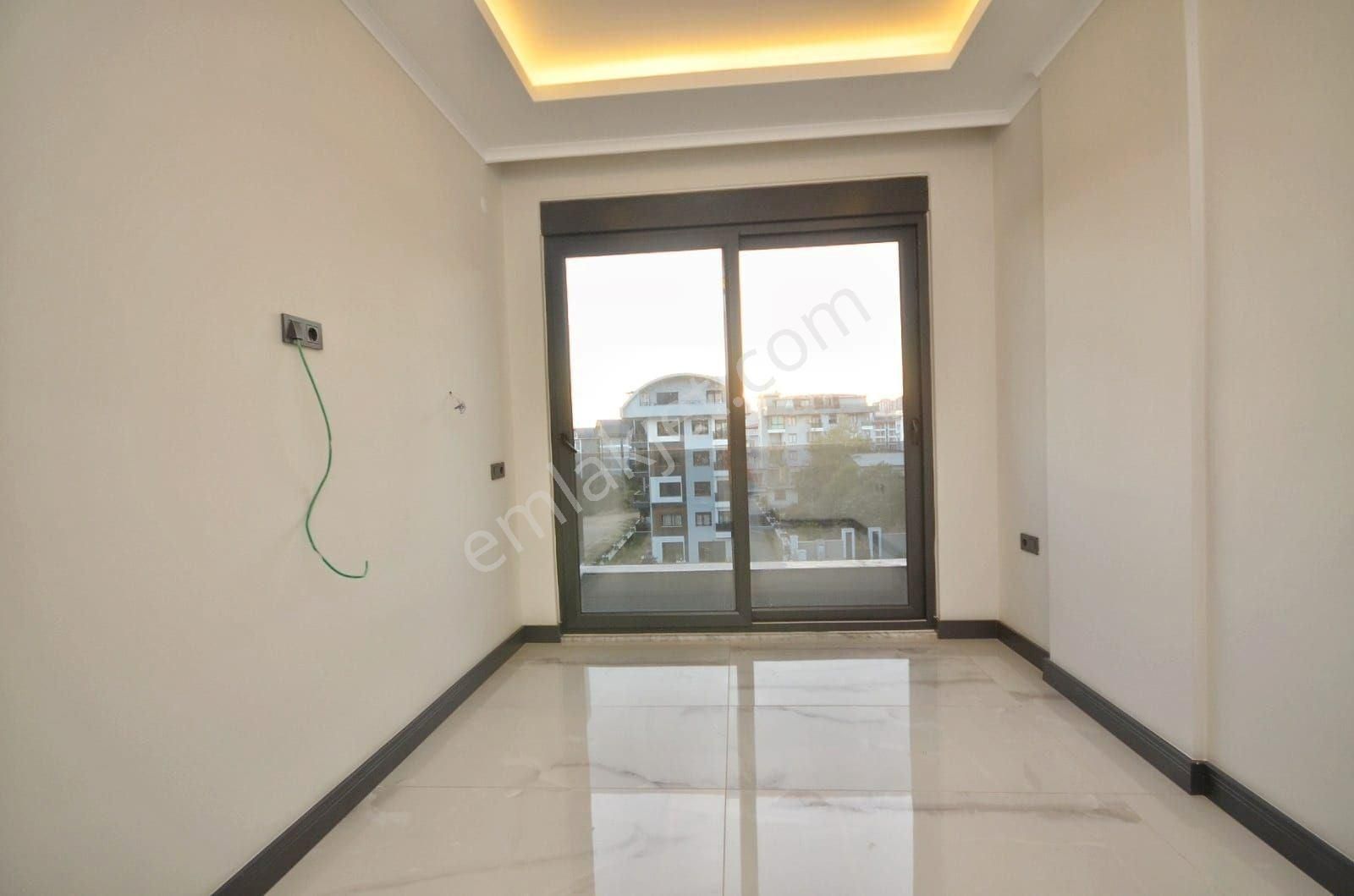 Alanya / Oba’da Satılık 1+1 Daire — Full Aktiviteli Site İçinde - Görsel 10