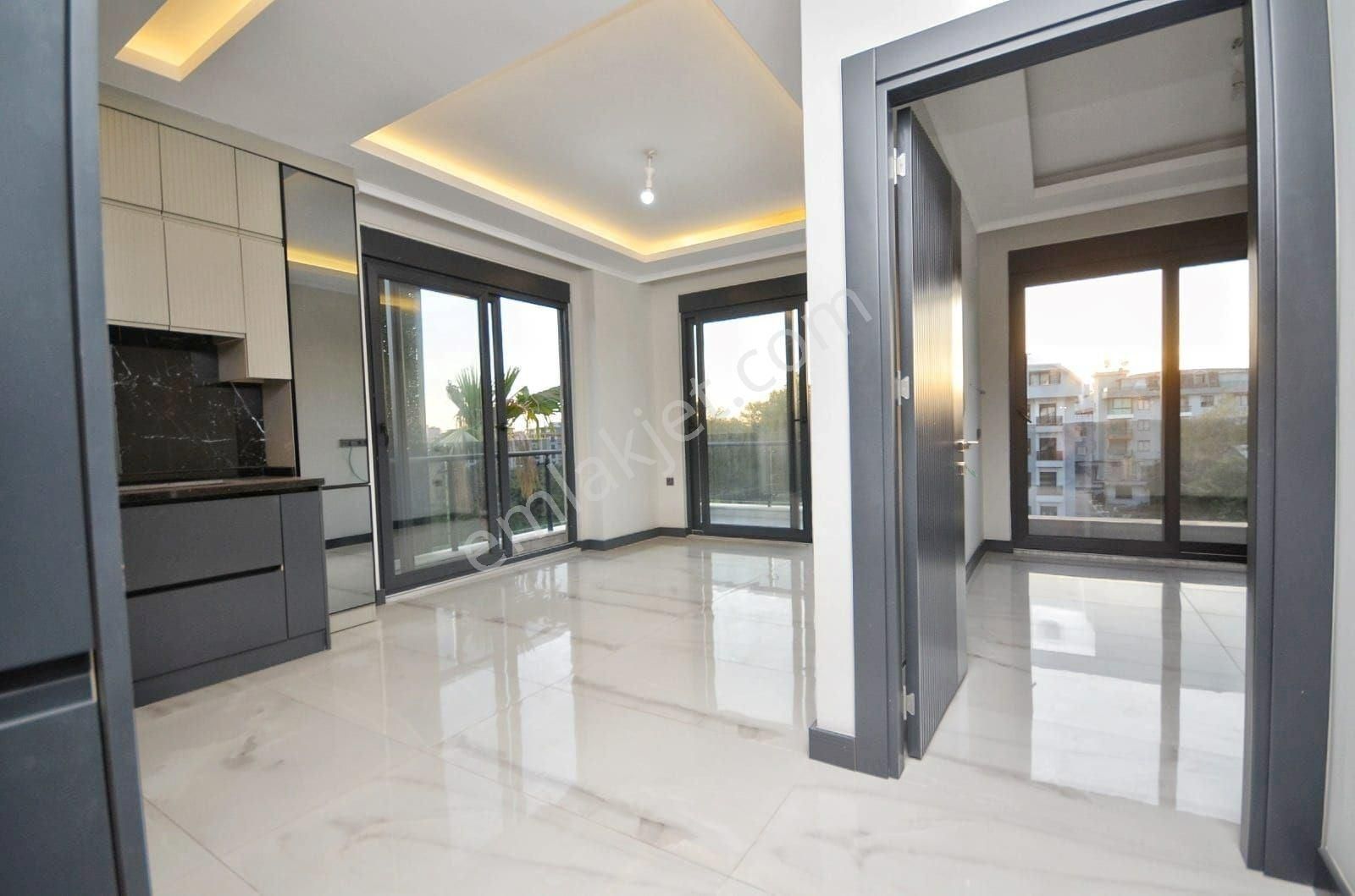 Alanya / Oba’da Satılık 1+1 Daire — Full Aktiviteli Site İçinde - Görsel 4