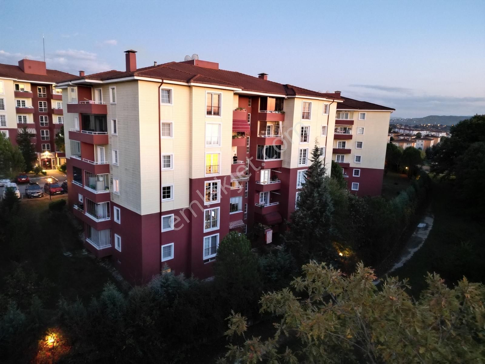 Turyaptan Baytur Nilüfer2 Blokta Ful Eşyalı Asansörl 3+1 Arakat - Görsel 16