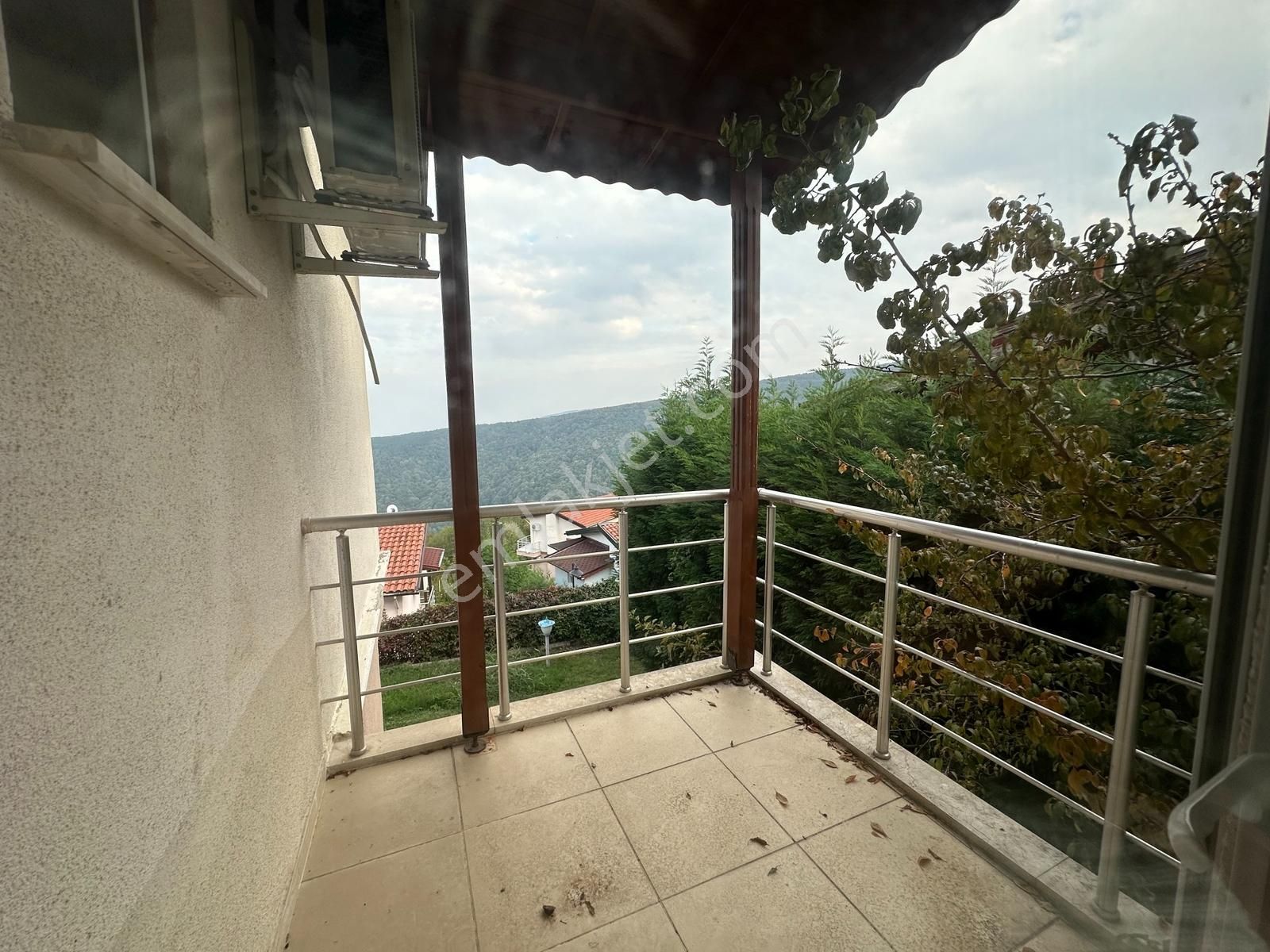 Turyaptan Sapancada Göl Manzaralı Özel Bahçeli Eşyalı 5+1 Villa - Görsel 33