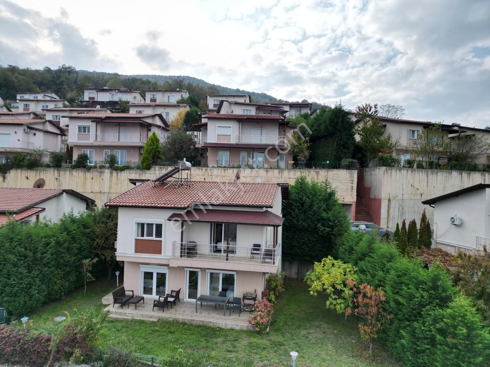 Turyaptan Sapancada Göl Manzaralı Özel Bahçeli Eşyalı 5+1 Villa - Görsel 16