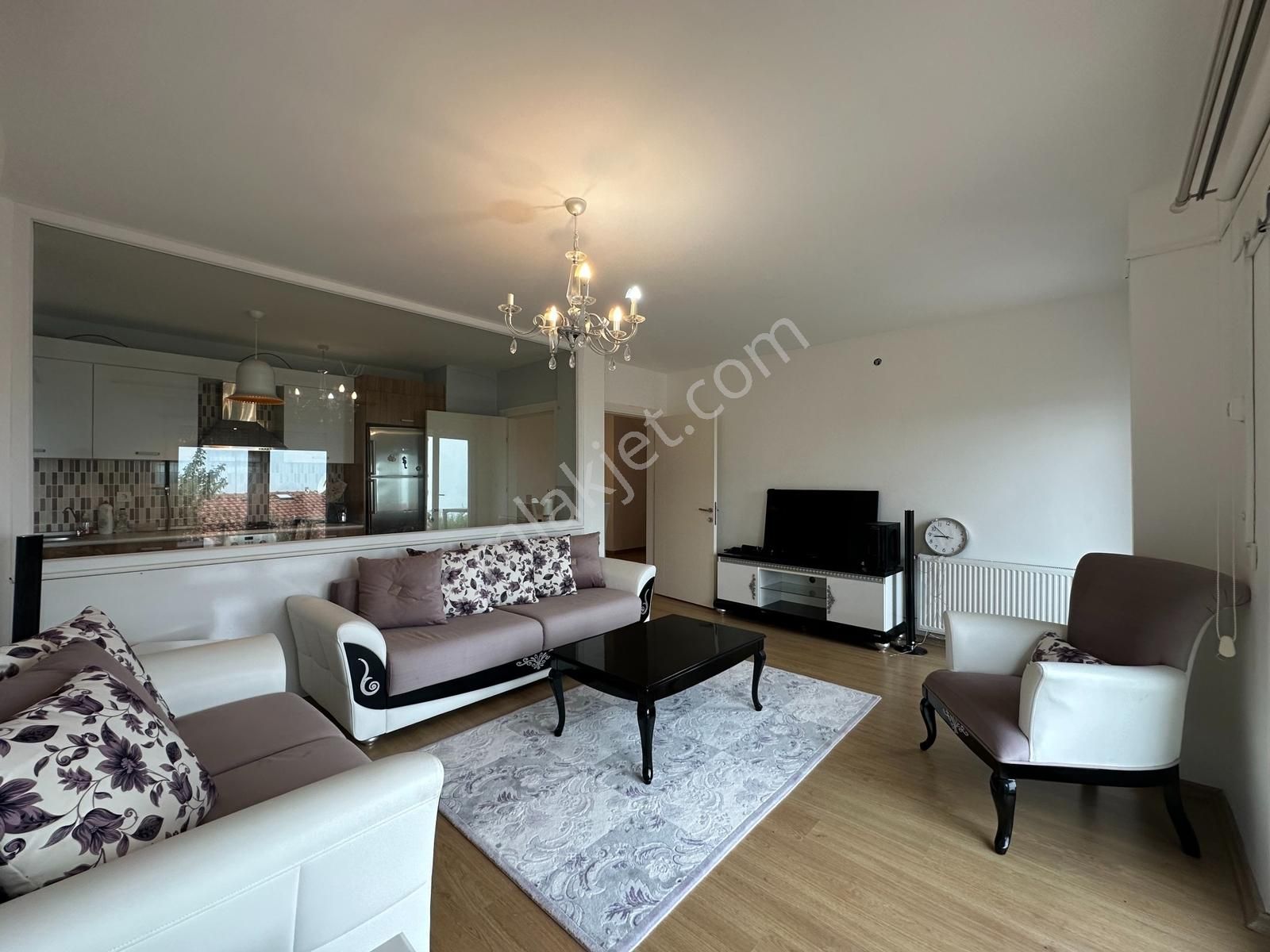 Turyaptan Sapancada Göl Manzaralı Özel Bahçeli Eşyalı 5+1 Villa - Görsel 26