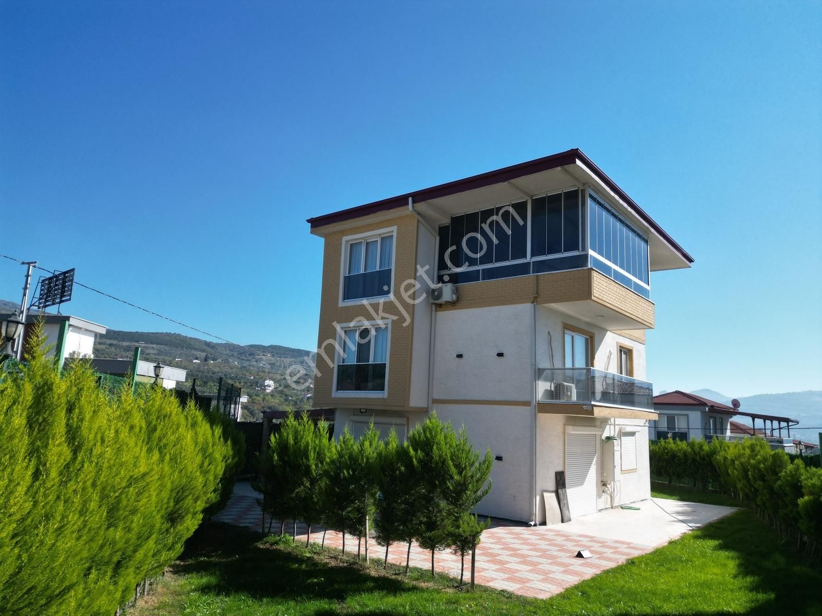 Turyaptan Alifuatpaşada Müstakil Bahçeli Fuleşyalı Triplex Villa