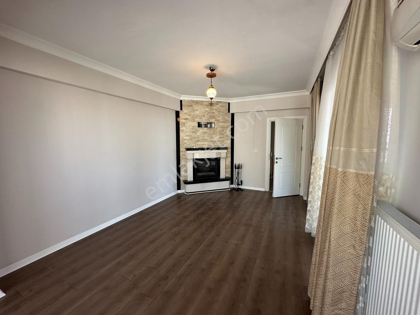 Turyaptan Alifuatpaşada Müstakil Bahçeli Fuleşyalı Triplex Villa - Görsel 2