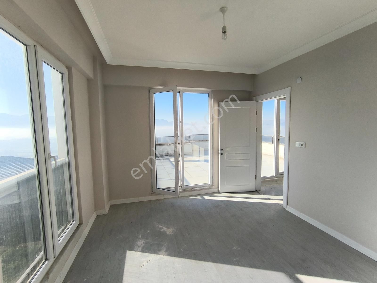 Turyaptan Geyve Site İçi Müst. Bahçeli Hesaplı Triplex 4+1 Villa - Görsel 9