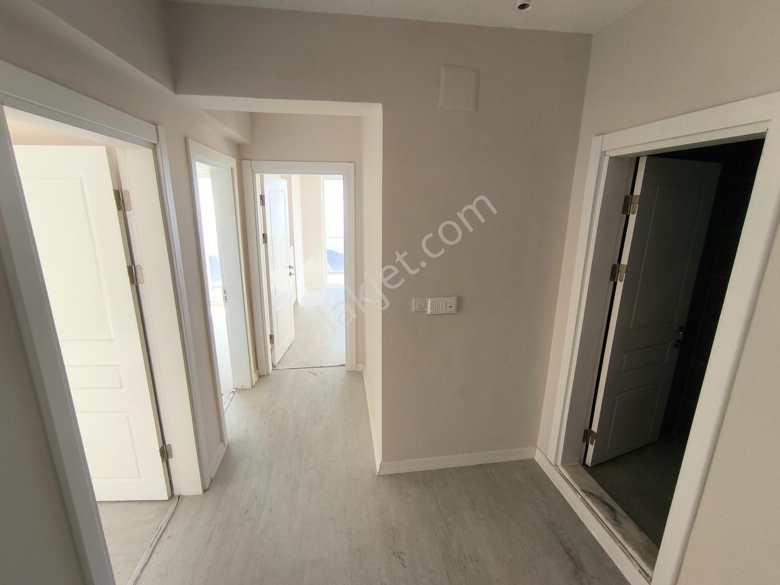 Turyaptan Geyve Site İçi Müst. Bahçeli Hesaplı Triplex 4+1 Villa - Görsel 10