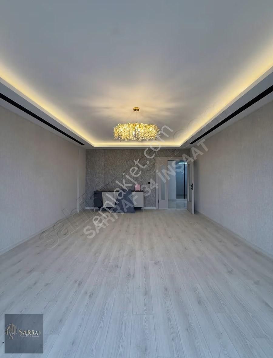 Sarraf Yapı'dan Cumhuriyet'te Site İçerisinde Dekorlu 2+1 Daire - Görsel 13