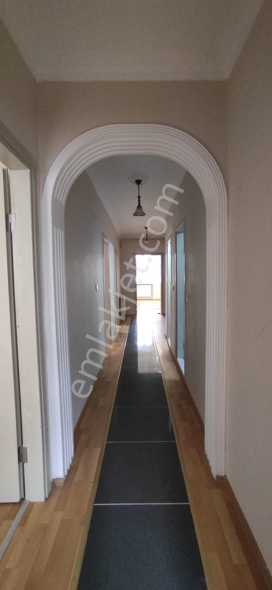 Elfi Den Paşaalanı Mahallesi Kiralık 3+1 Daire - Görsel 15