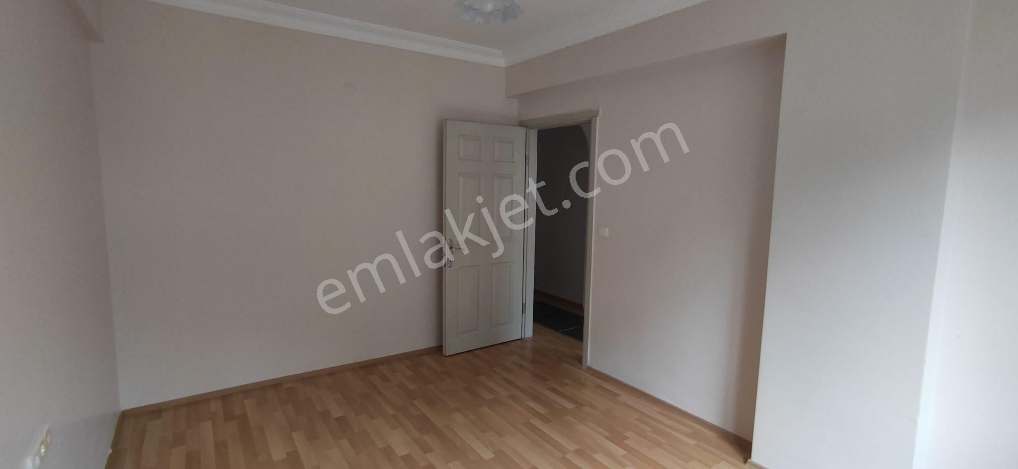 Elfi Den Paşaalanı Mahallesi Kiralık 3+1 Daire - Görsel 11