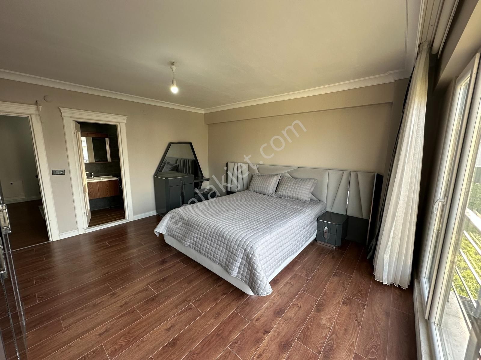 Turyap Sapanca İpekyolunda Özel Dizayn Müstakil Bahçeli 4+1villa - Görsel 17