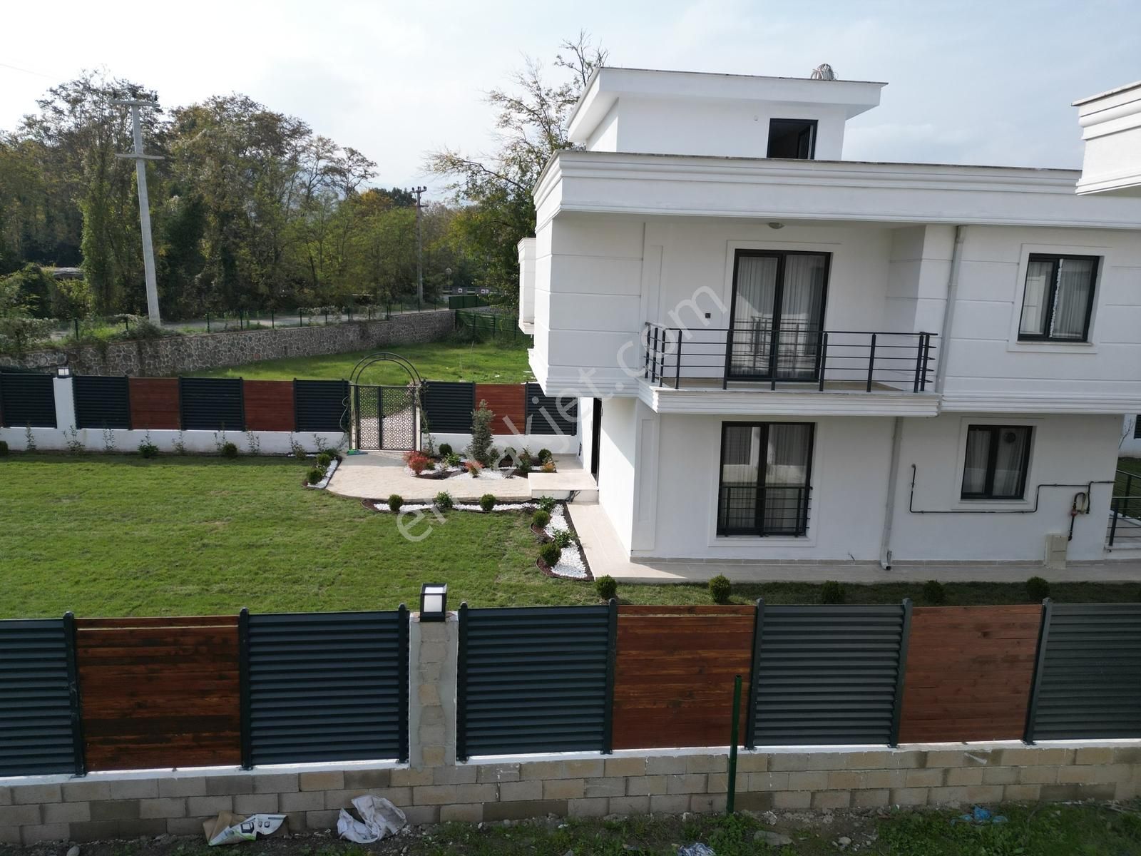 Turyap Sapanca İpekyolunda Özel Dizayn Müstakil Bahçeli 4+1villa - Görsel 15