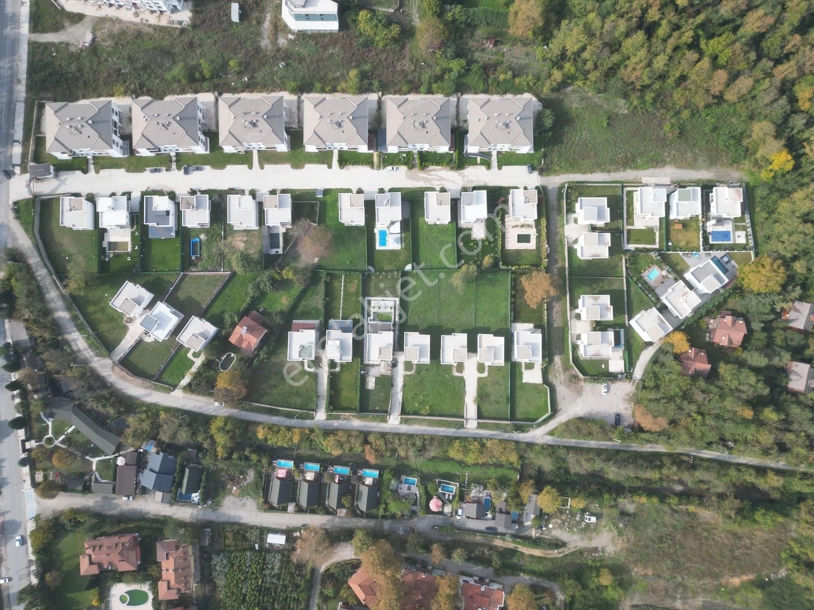 Turyap Sapanca İpekyolunda Özel Dizayn Müstakil Bahçeli 4+1villa - Görsel 11