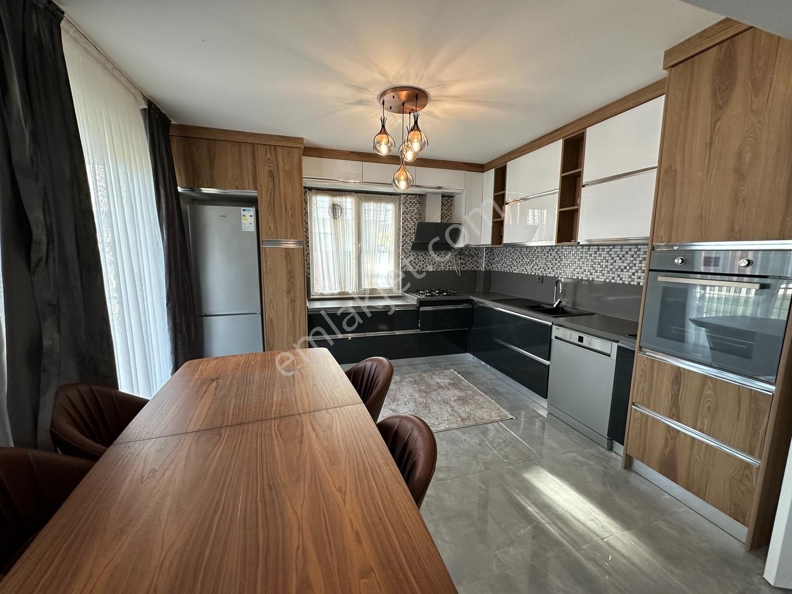 Turyap Sapanca İpekyolunda Özel Dizayn Müstakil Bahçeli 4+1villa - Görsel 12