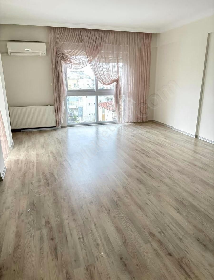Serik Salı Pazarı Havuzlu Sitede Doğalgazlı 3+1 Kiralık Daire - Görsel 2