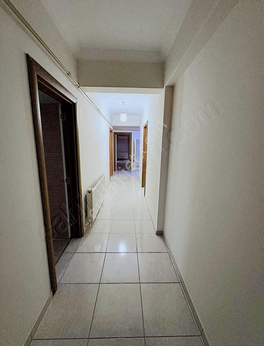 Serik Salı Pazarı Havuzlu Sitede Doğalgazlı 3+1 Kiralık Daire - Görsel 8