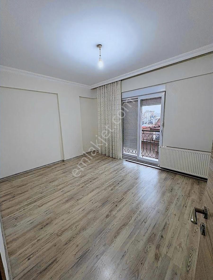 Serik Salı Pazarı Havuzlu Sitede Doğalgazlı 3+1 Kiralık Daire - Görsel 27