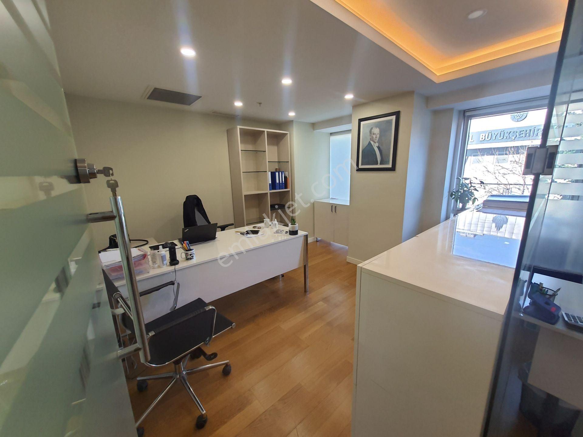 Kartal Hukukçular Towers Luxdekorasyonlu Satılık Plaza Katı - Görsel 32