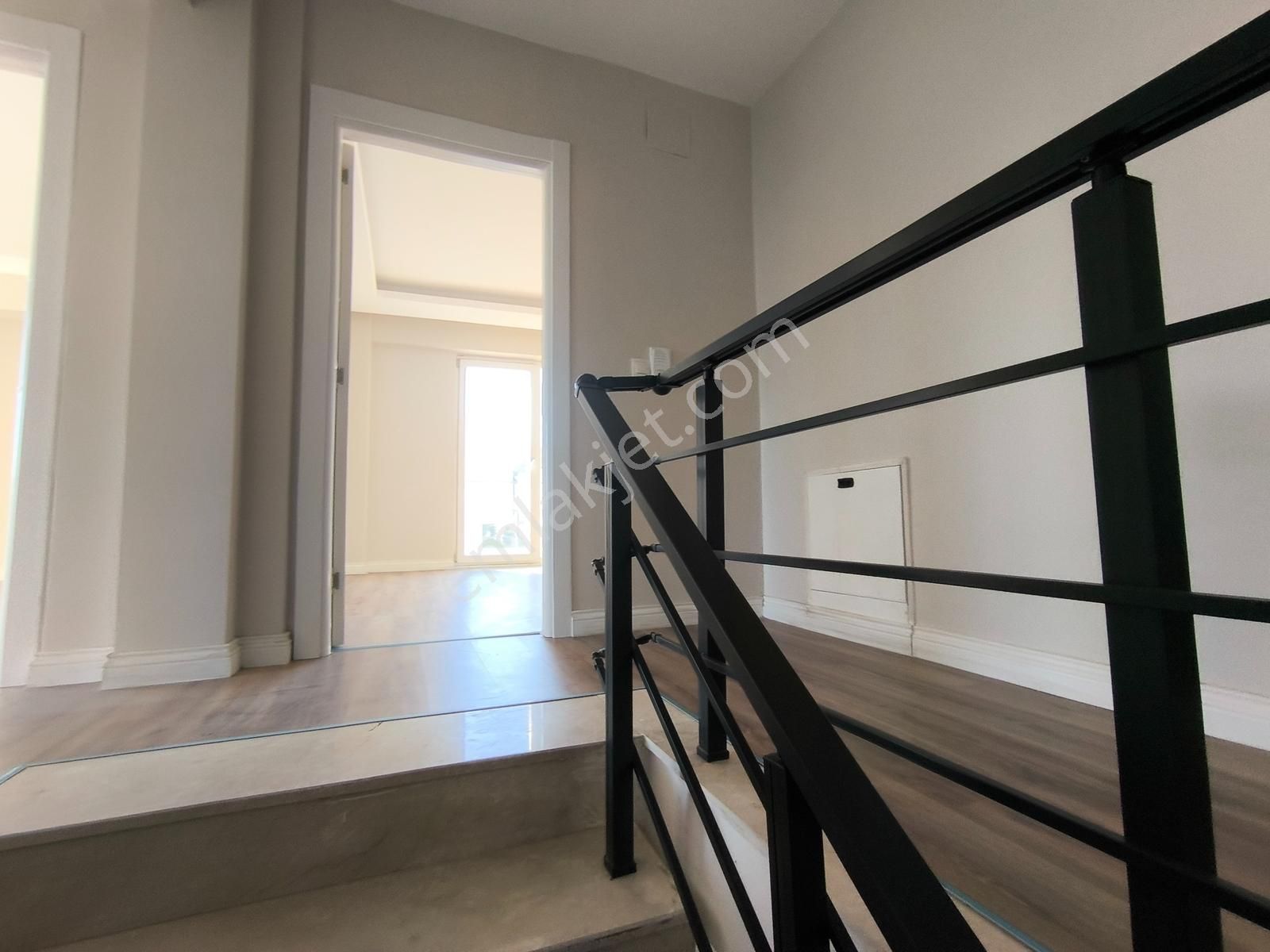 Turyap Sapanca İpekyolu Sitede Büyük Müstakil Bahçeli 4+1villa - Görsel 12