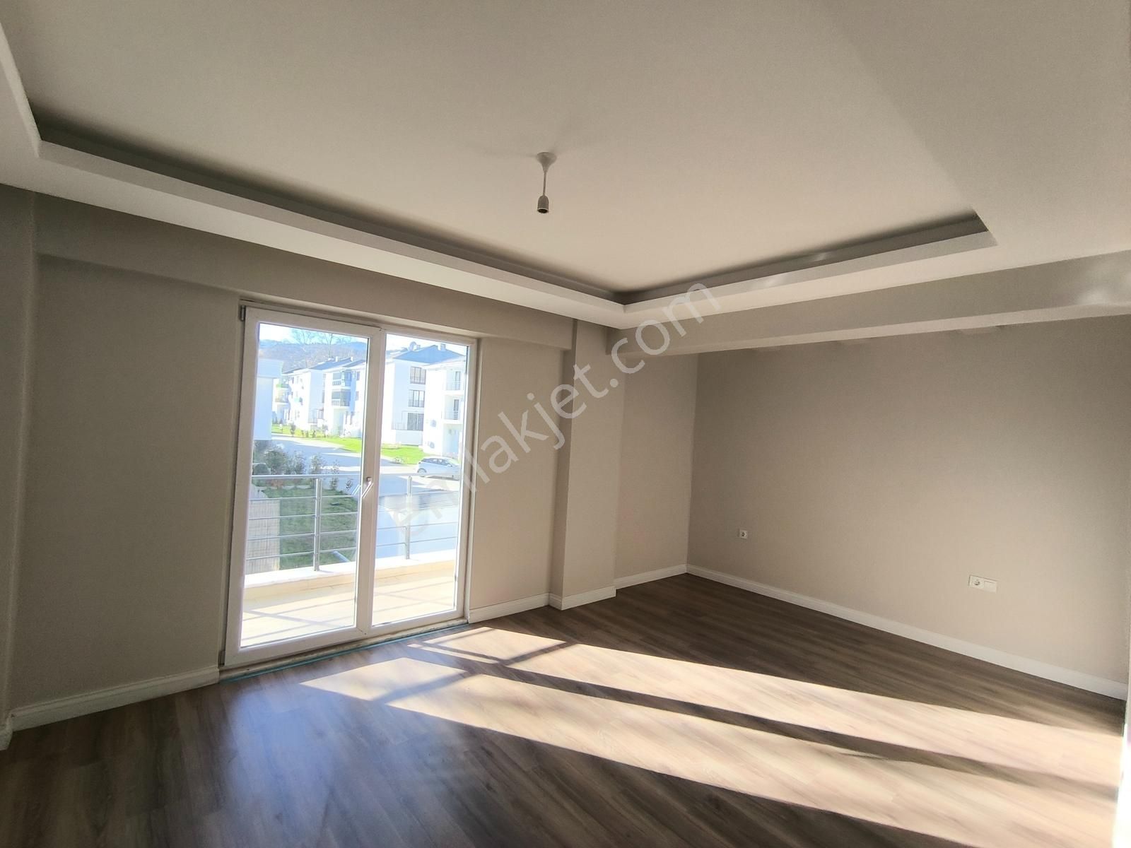 Turyap Sapanca İpekyolu Sitede Büyük Müstakil Bahçeli 4+1villa - Görsel 15