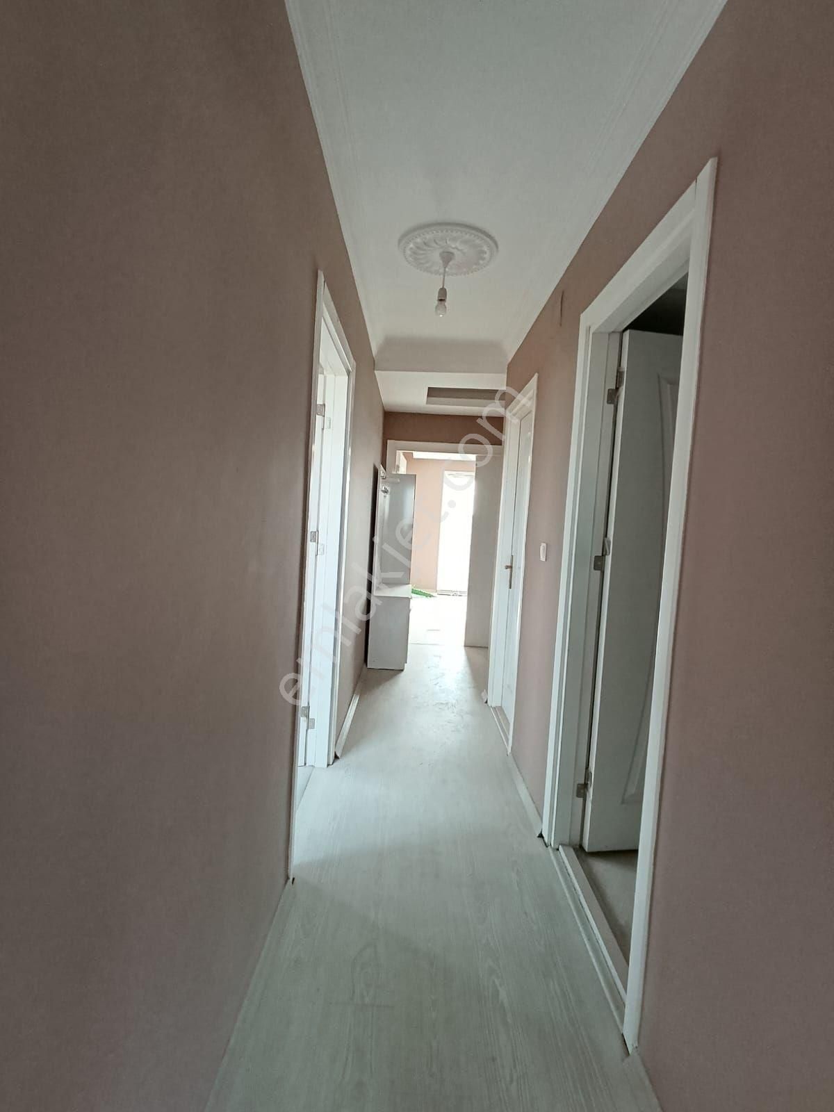 Çınarlı Mahallesinde 2+1 Geniş Kiralık Daire - Görsel 16