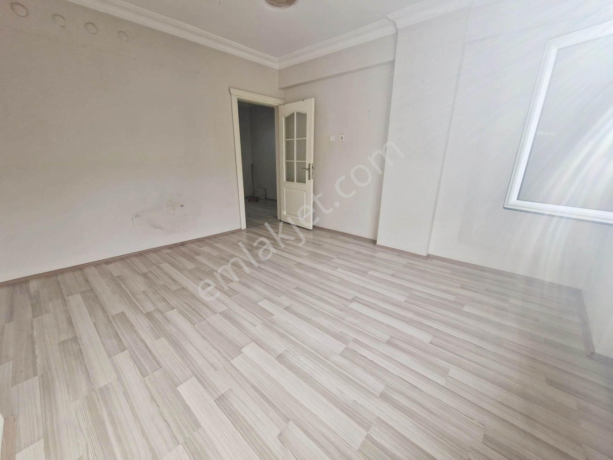Bilal Habeşi Cami Yakını Cadde Üstü Kiralık 2+1 3. Kat Daire - Görsel 4