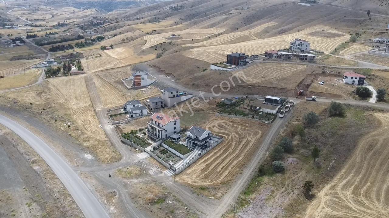İmaremlak2'den Saray Manzaralı Villaların İçerisinde Satılıkarsa - Görsel 26