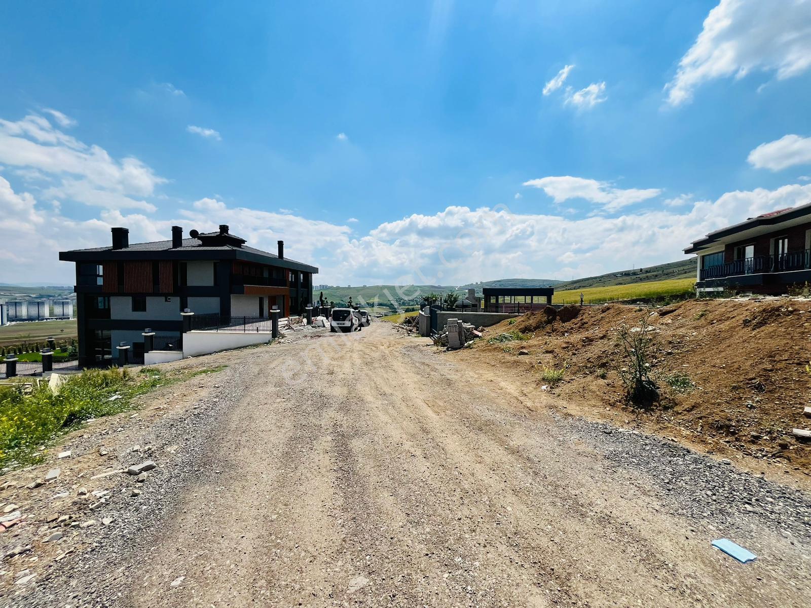 İmaremlak2'den Saray Manzaralı Villaların İçerisinde Satılıkarsa - Görsel 16