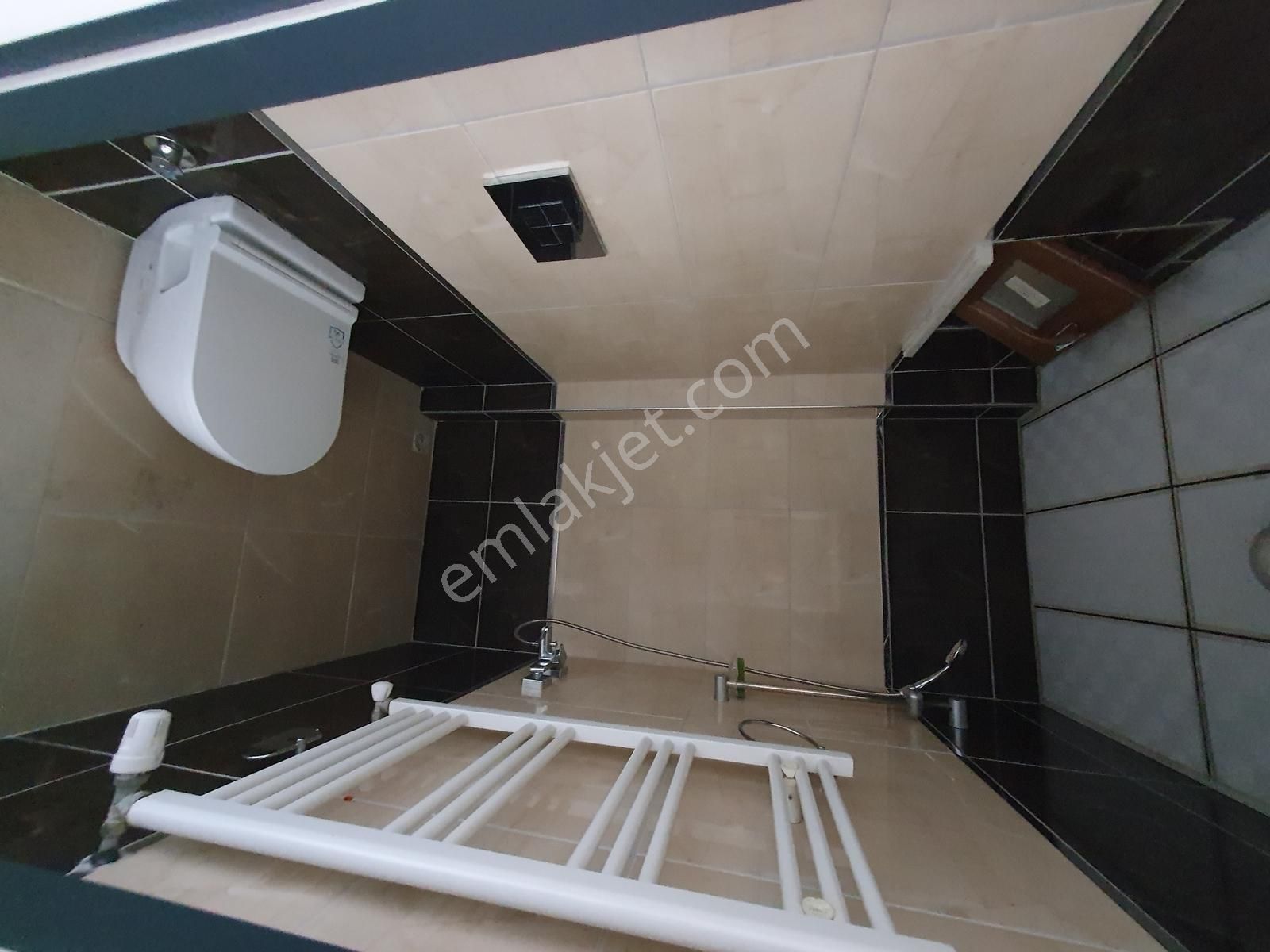 Gazi Yakup Satar Cd. Üzeri Geniş, Ebeveyn Banyolu Kiralık 3+1 - Görsel 11