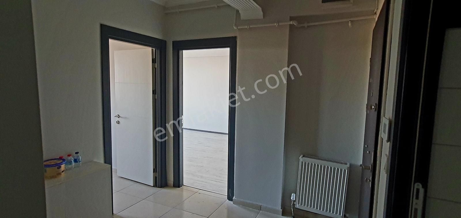 Gazi Yakup Satar Cd. Üzeri Geniş, Ebeveyn Banyolu Kiralık 3+1 - Görsel 14