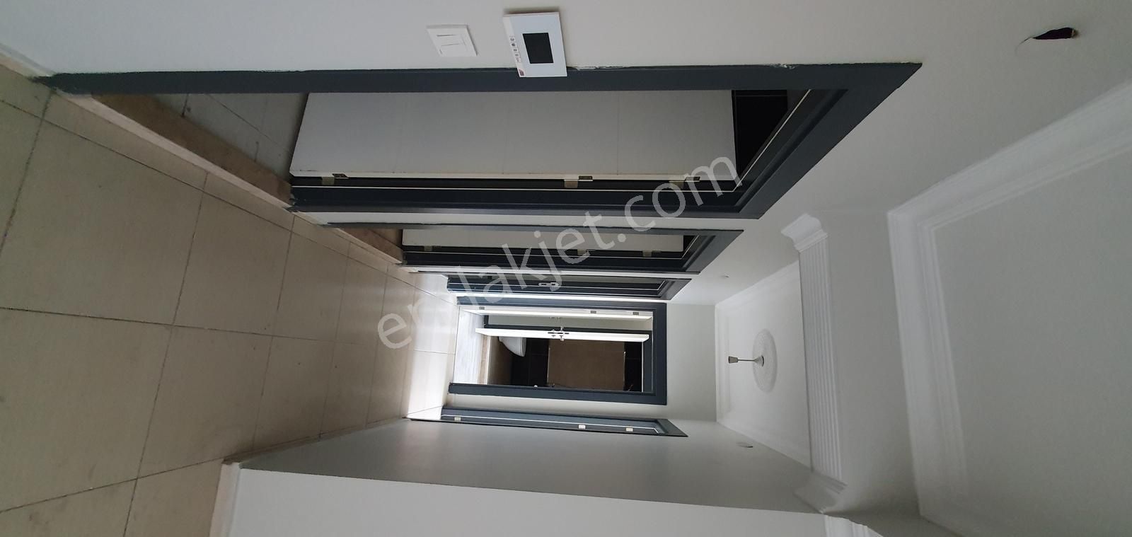 Gazi Yakup Satar Cd. Üzeri Geniş, Ebeveyn Banyolu Kiralık 3+1 - Görsel 13