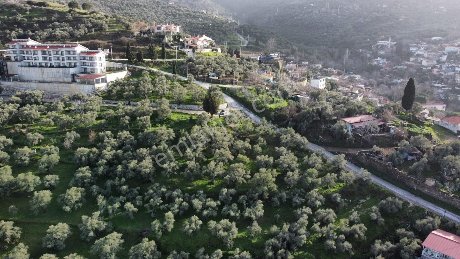 Tire'de Manzara Sevenler İçin Kaçırılmayacak Fırsat Arsa - Görsel 7