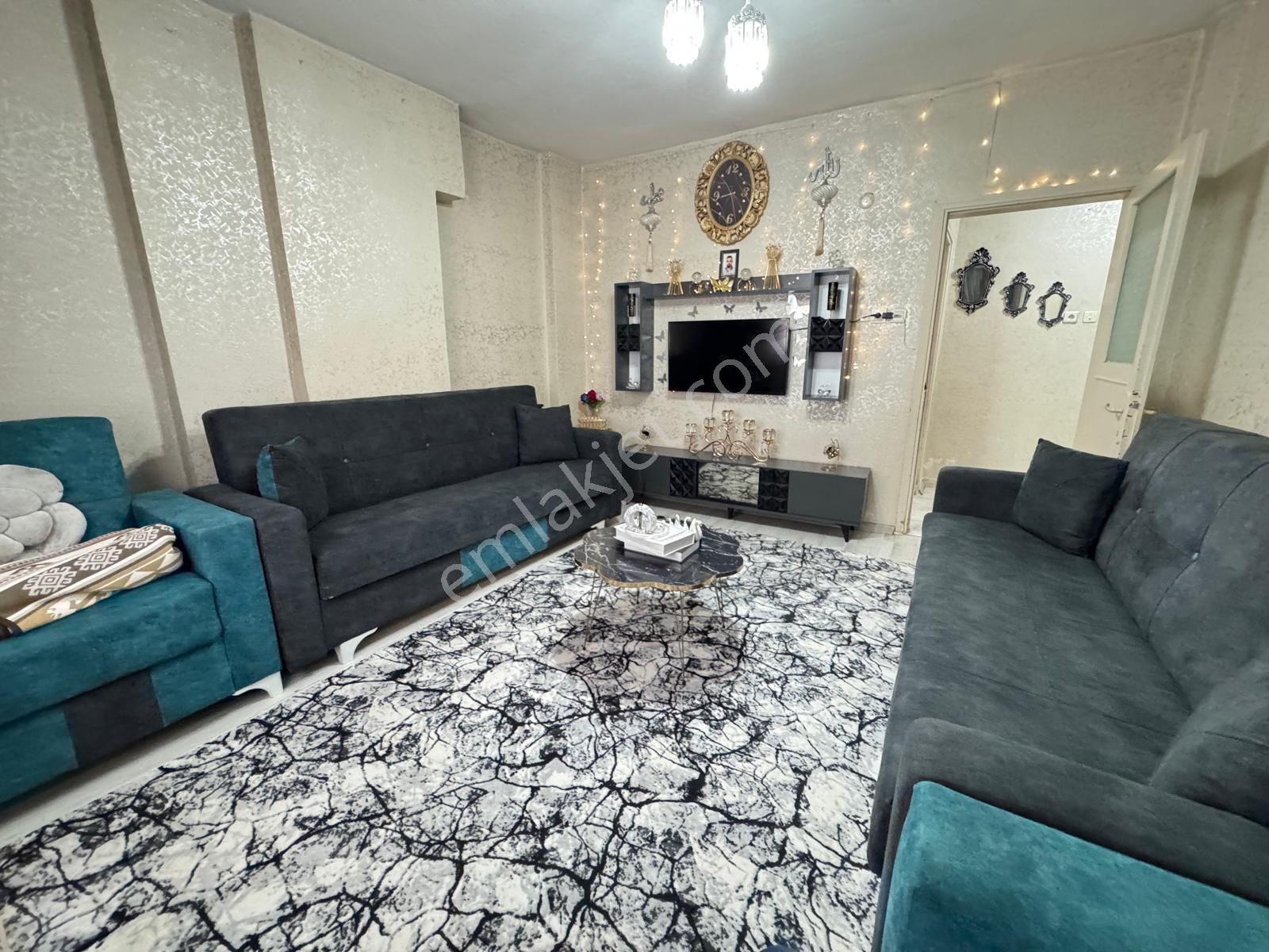 Üç Kardeşler'den İsmetpaşa Mh 1+1 70m2 Masrafsız Ara Kat Daire - Görsel 2