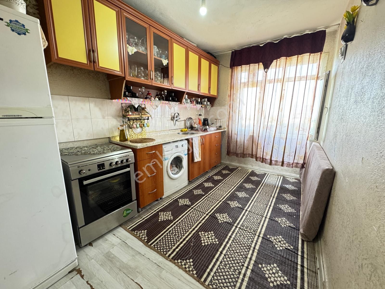 Üç Kardeşler'den İsmetpaşa Mh 1+1 70m2 Masrafsız Ara Kat Daire - Görsel 8