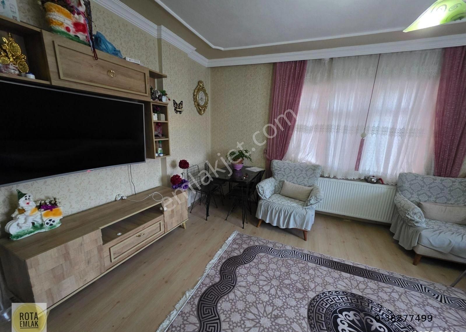 Rota Emlaktan Karşıyakada Uygun Fiyatlı Geniş 3+1 Daire - Görsel 24