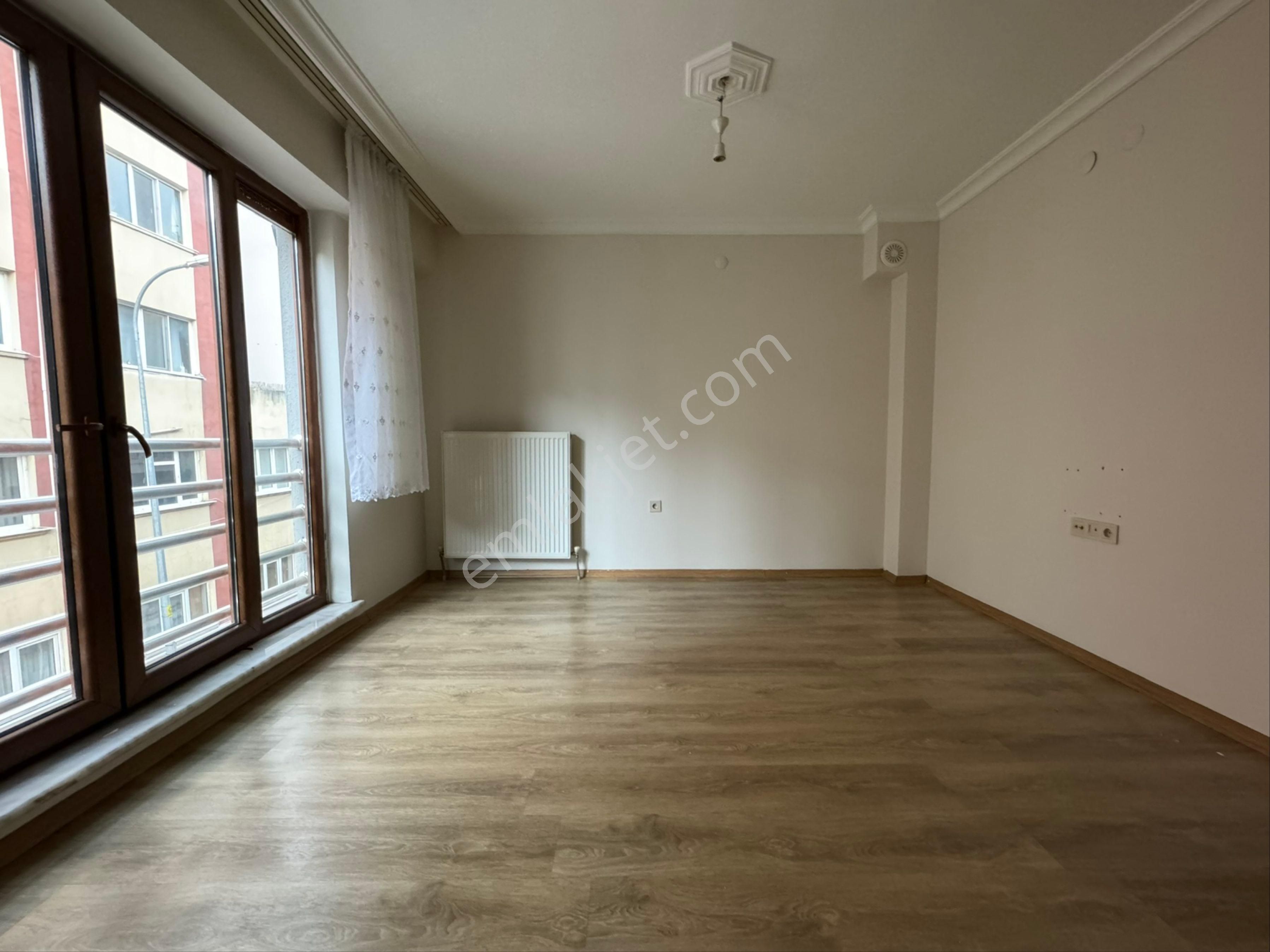 Pera'dan Espark Ve Collesium Arası Kiralık 2+1 Daire - Görsel 4