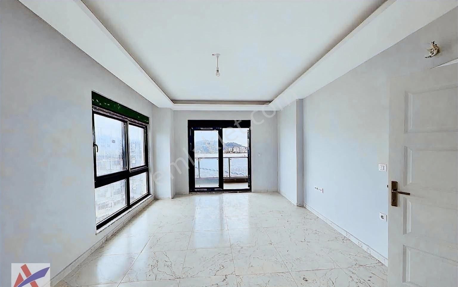 Demirtaş'da Satılık Deniz Manzaralı 4+1 Ayrı Mutfak Dublex Daire