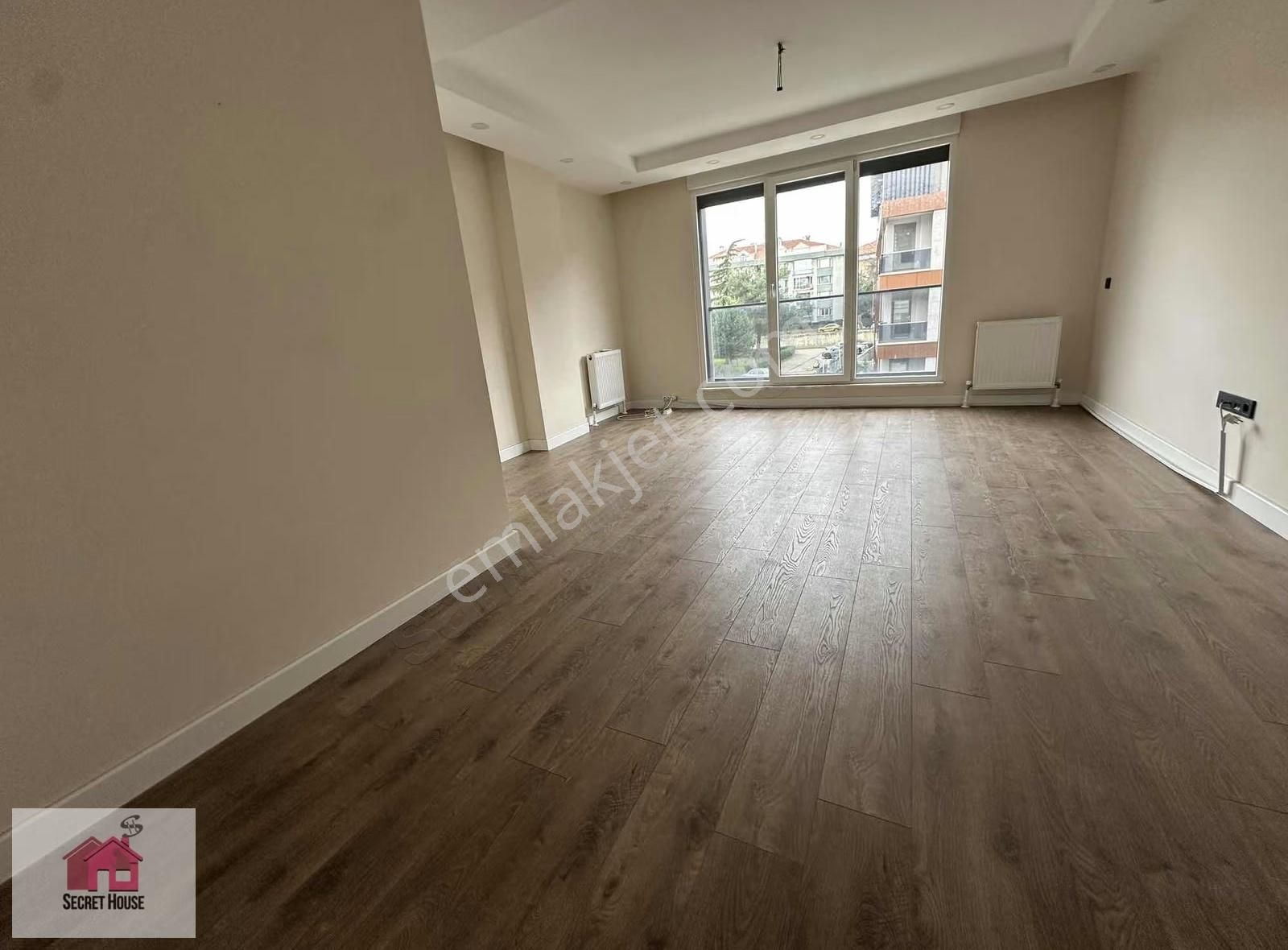 Secret House'dan Çekmece Cadde Üzeri Sıfır Yapı 2+1 Arakat - Görsel 4