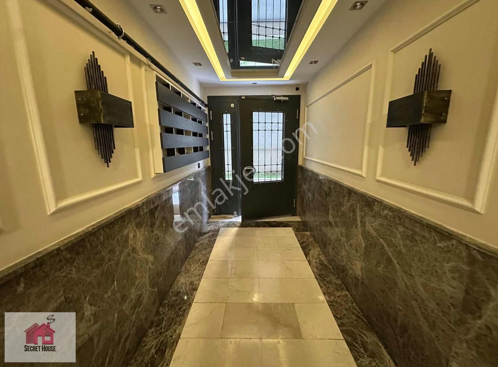 Secret House'dan Çekmece Cadde Üzeri Sıfır Yapı 2+1 Arakat - Görsel 26