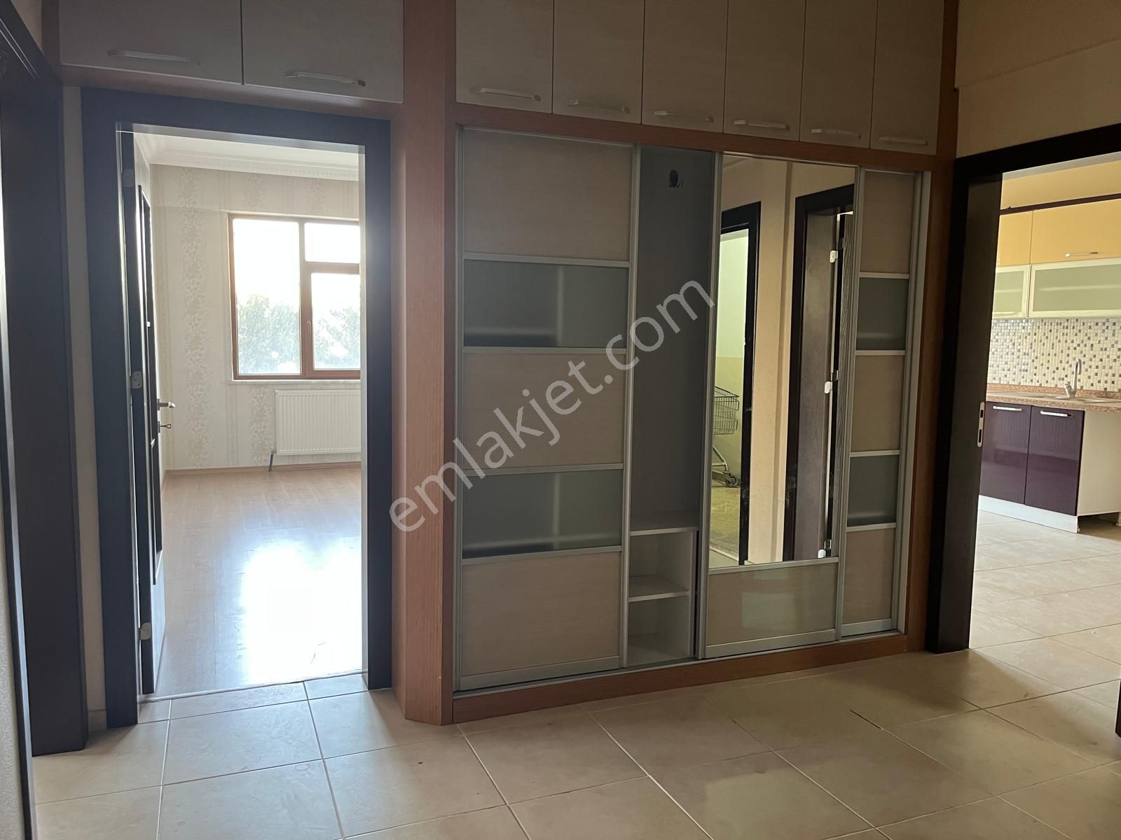 Sancak Mh Ataşehir Sitesinde 3+1 İçerisi Full Yapılı Kiralık Daire - Görsel 13