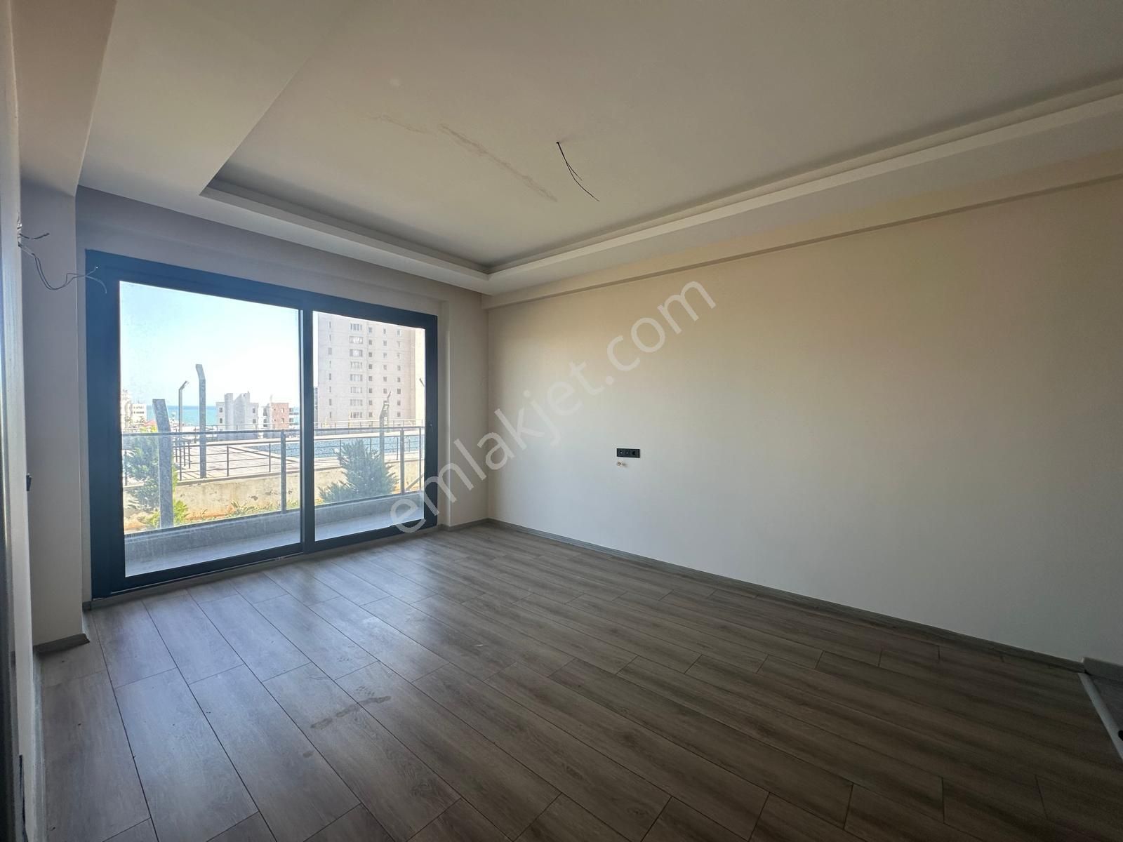 Ayaş Erdemli'de Havuz Manzaralı, 1+1 Yazlık Daire - Görsel 17