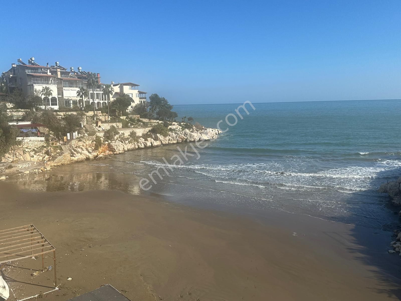 Ayaş Erdemli'de Havuz Manzaralı, 1+1 Yazlık Daire - Görsel 34