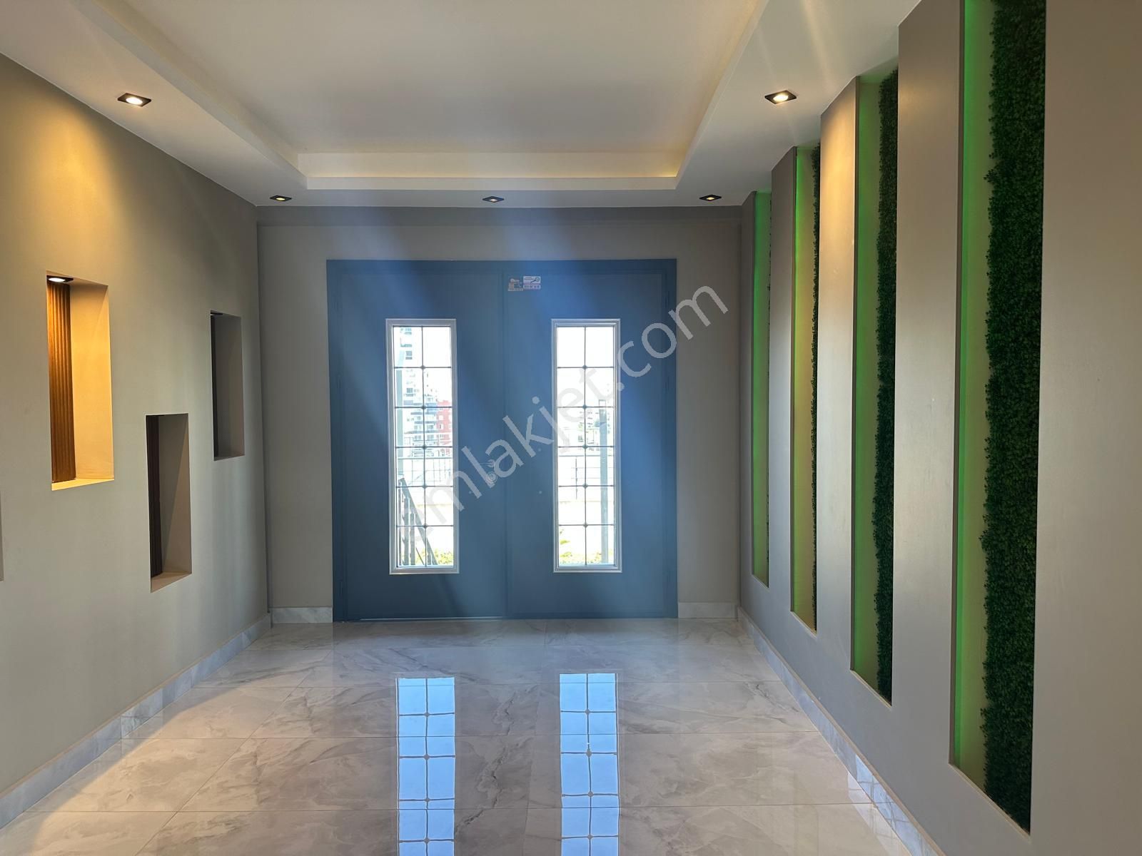 Ayaş Erdemli'de Havuz Manzaralı, 1+1 Yazlık Daire - Görsel 3