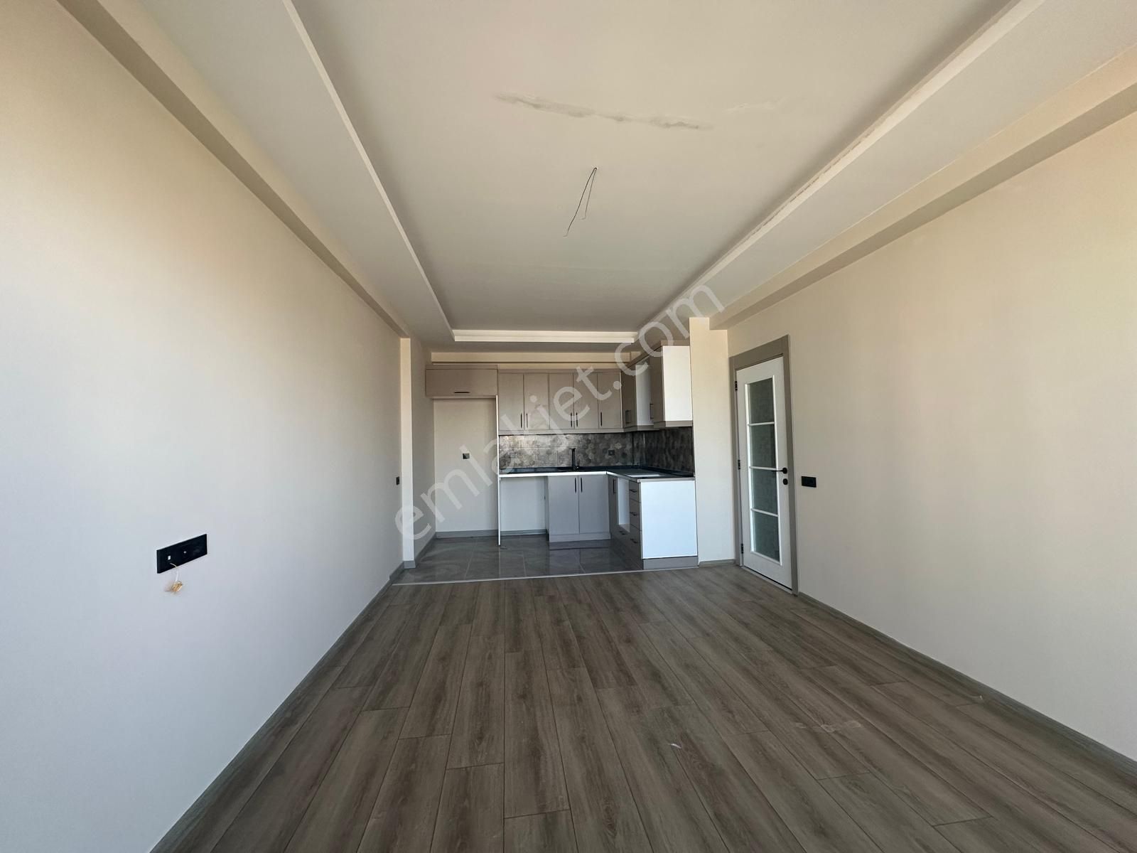 Ayaş Erdemli'de Havuz Manzaralı, 1+1 Yazlık Daire - Görsel 25