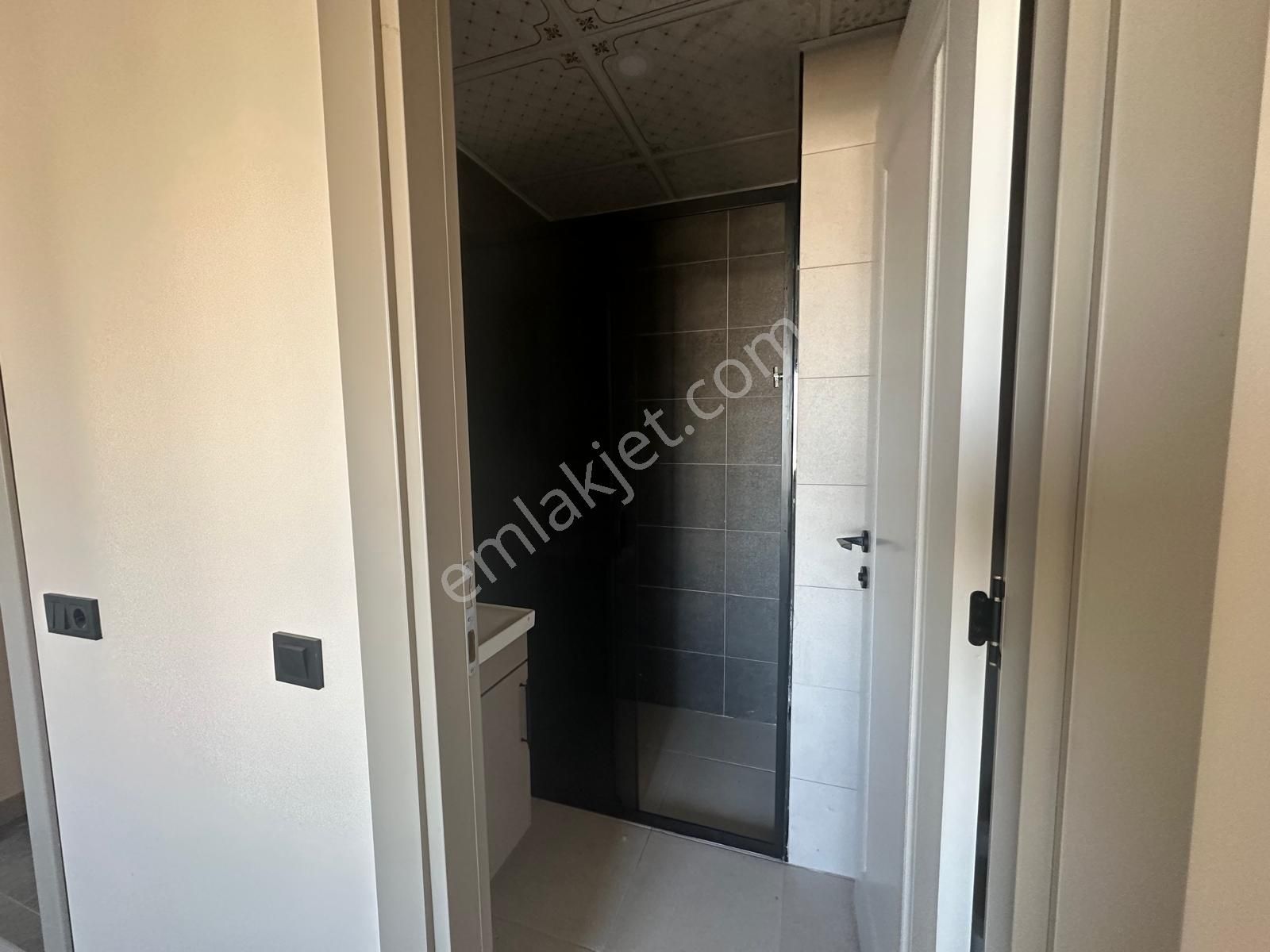 Ayaş Erdemli'de Havuz Manzaralı, 1+1 Yazlık Daire - Görsel 20