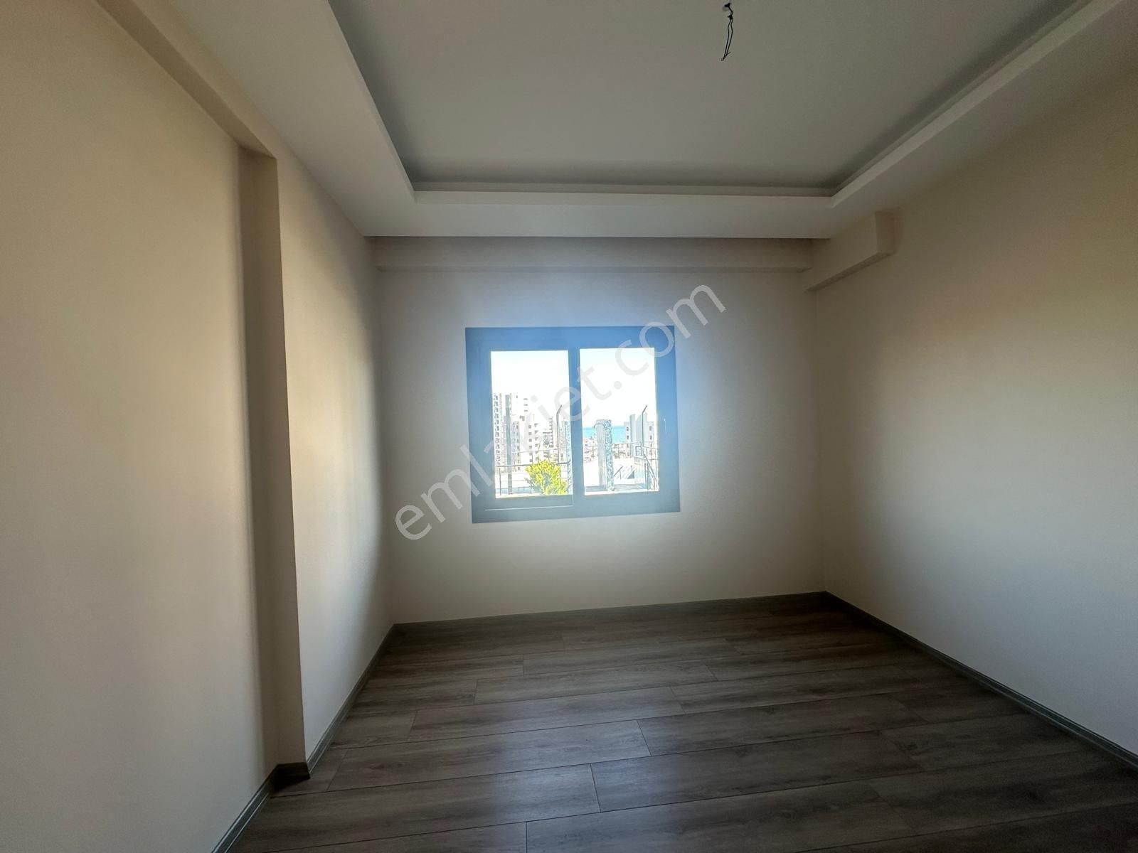 Ayaş Erdemli'de Havuz Manzaralı, 1+1 Yazlık Daire - Görsel 13