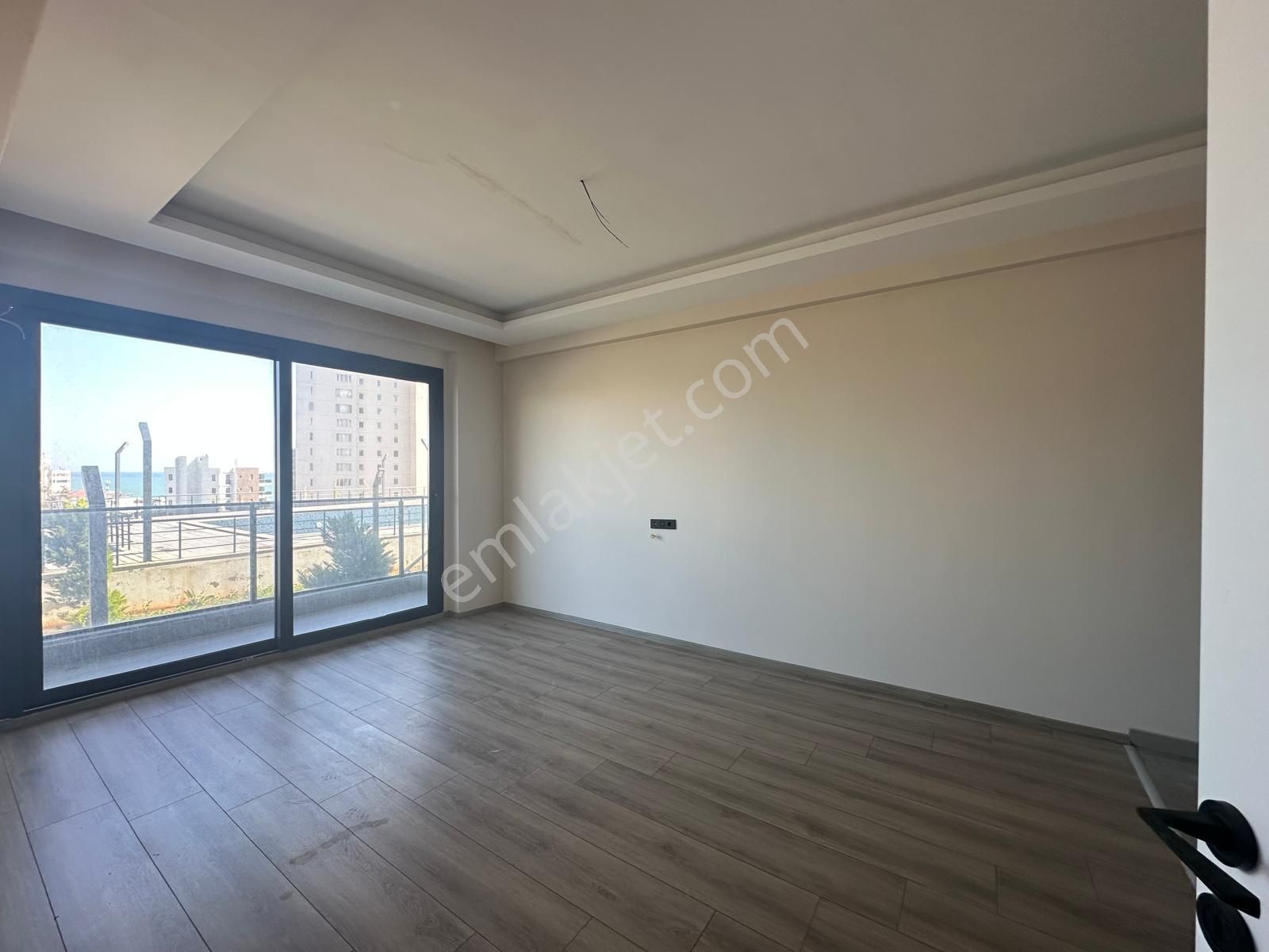 Ayaş Erdemli'de Havuz Manzaralı, 1+1 Yazlık Daire - Görsel 10