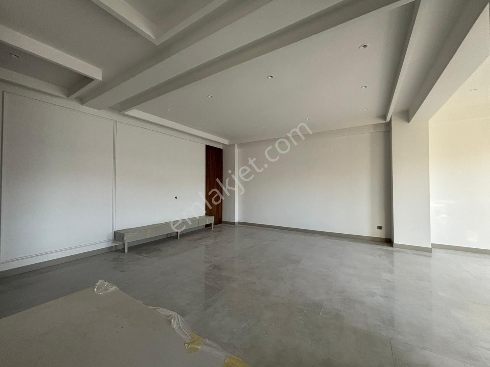 Demirler'den Selçukbey'de Yüzme Havuzlu Site Konsept Lüks 3+1 - Görsel 21