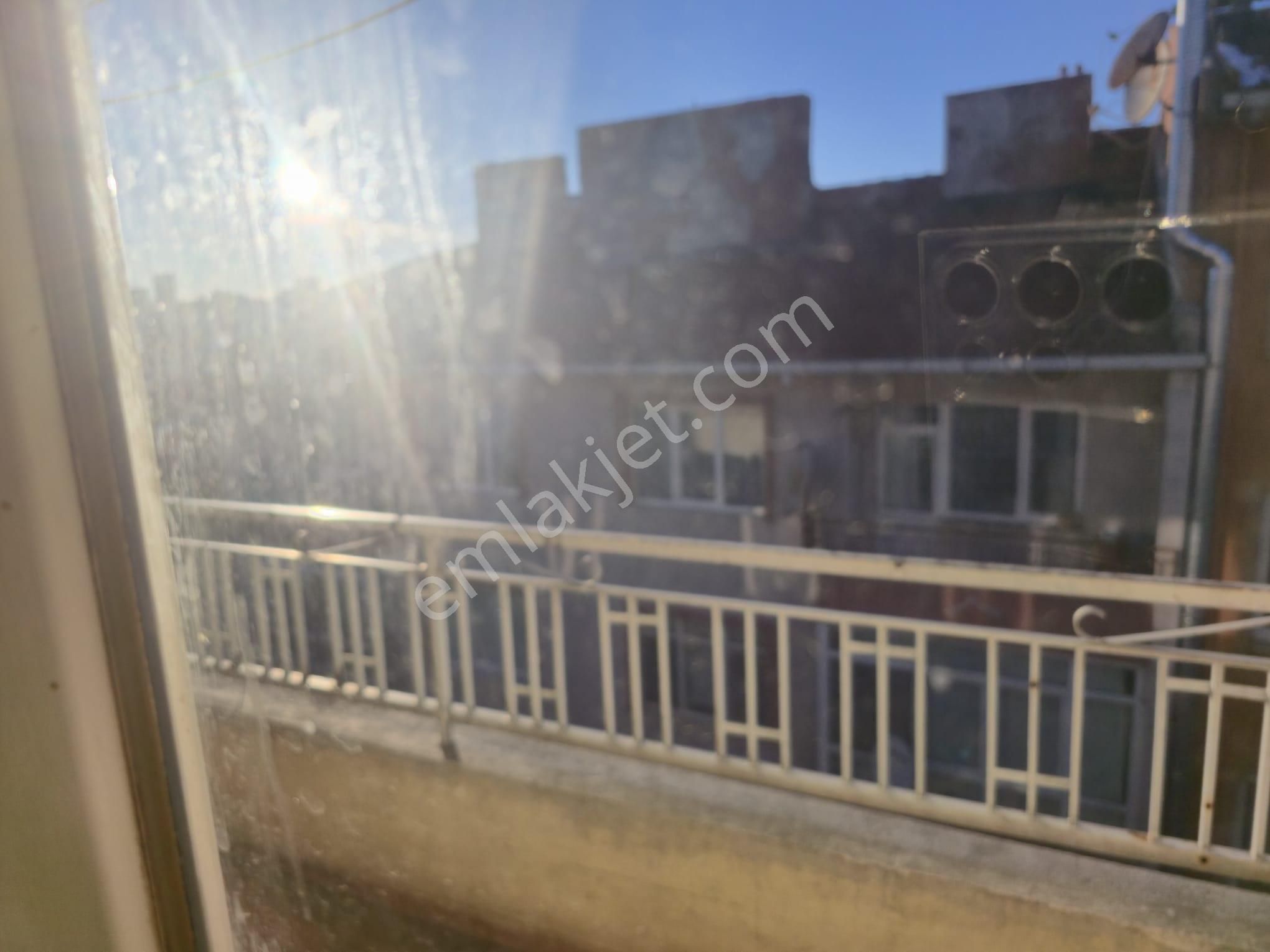 Reşadiye Mah. Türbe Karşısı Kiralık 2+1 Geniş Daire - Görsel 9