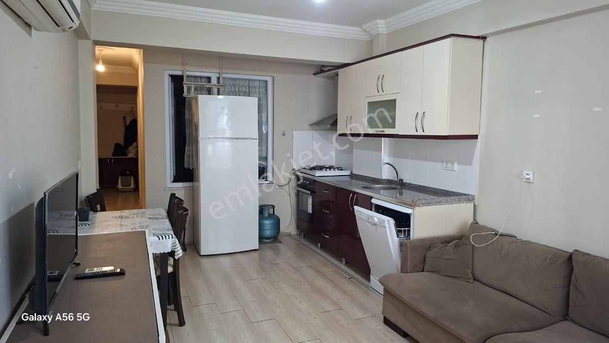 Hasanağa Bahçesi Yakını Eşyalı 1+1 Kiralık Daire - Görsel 4